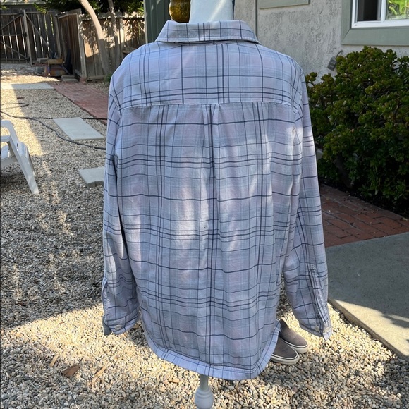 L.L. Bean COZY Lined Flannel Pink Gray and White Size L Jacket/ Shirt - Picture 5 of 16